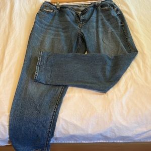 OLD NAVY BOYFRIEND DENIM